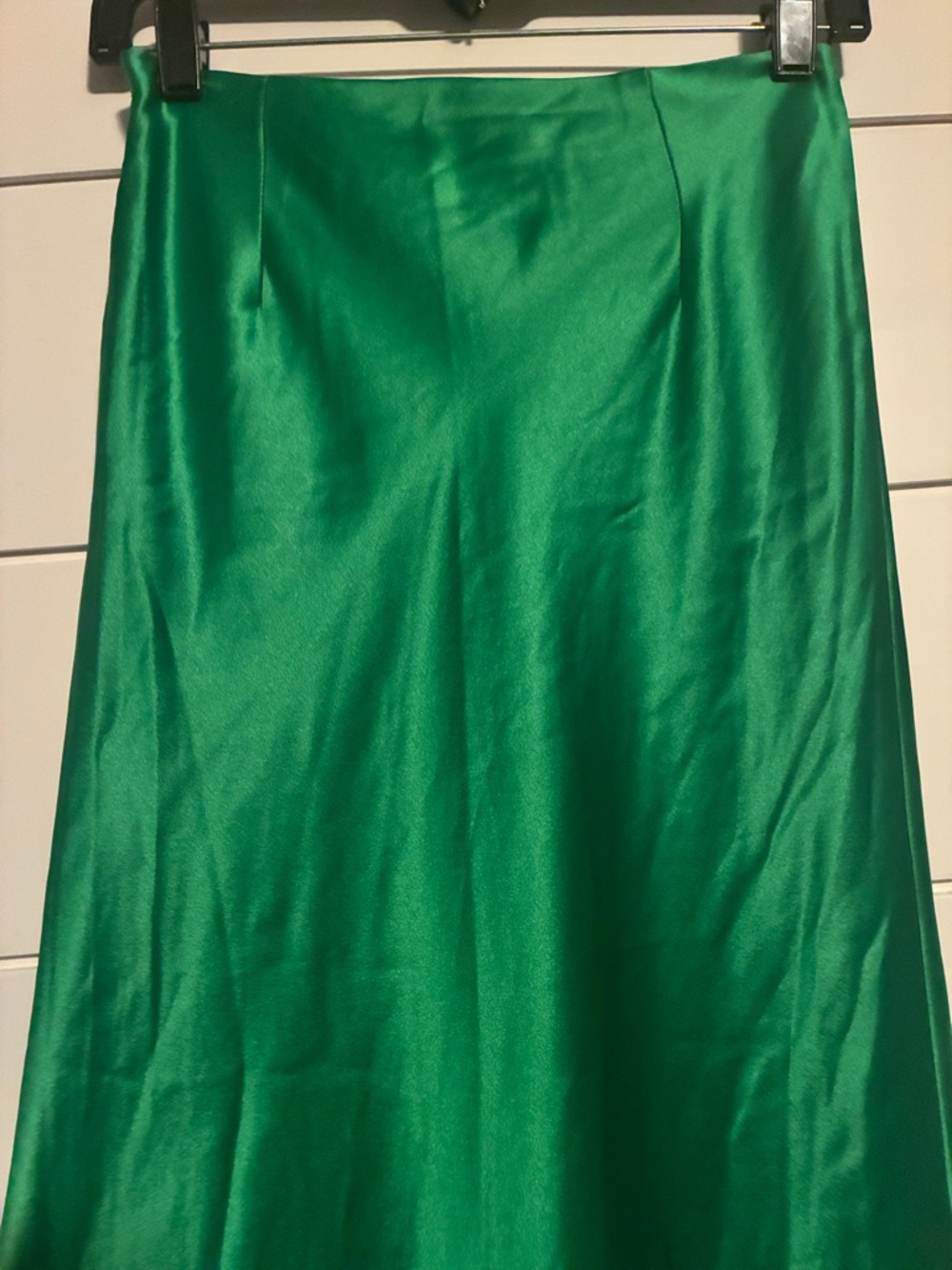 Mare Mare Evie Strapless Satin Skirt - Picture 8 of 10